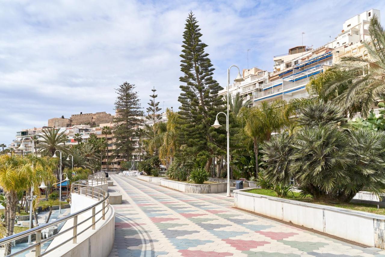 Apartment 250 M From The Beach Almunecar Exterior photo